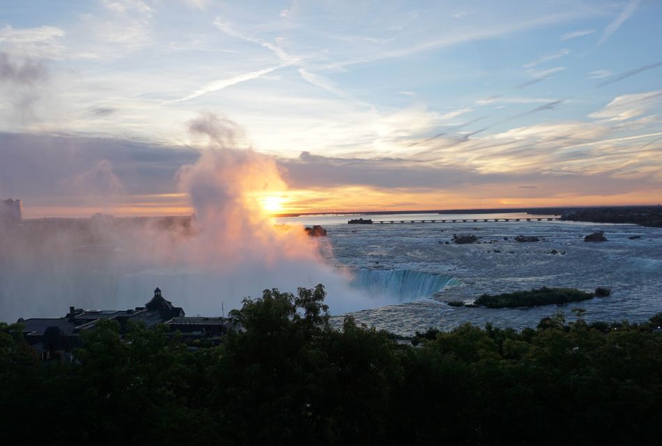 Niagara Falls, USA: Night Illumination Walking Tour - Additional Details