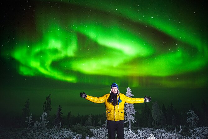 Night Snowshoeing Adventure Under the Northern Lights - Capture Stunning Memories Under Aurora