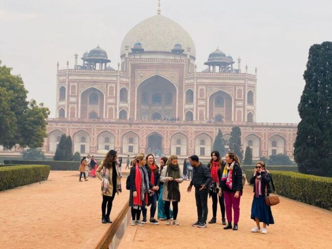 Old & New Delhi Guided Full and Half Day Tour - Dress Code & Physical Activity