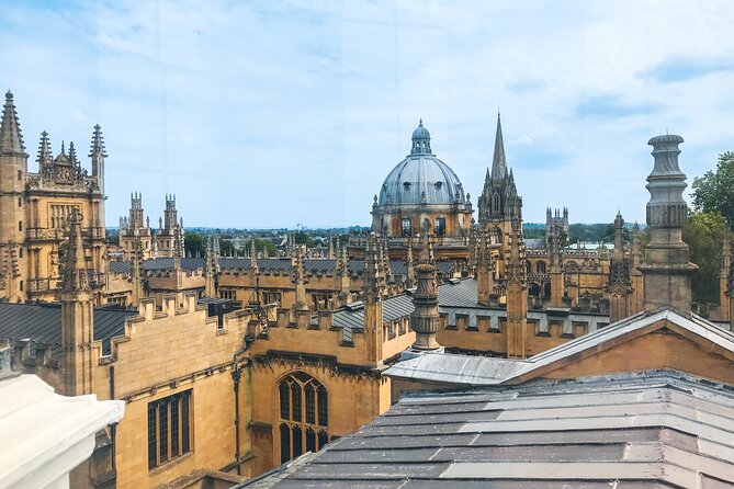 Oxford Private Walking Tour With Town-To-Gown Guide - Pickup Points and Flexibility