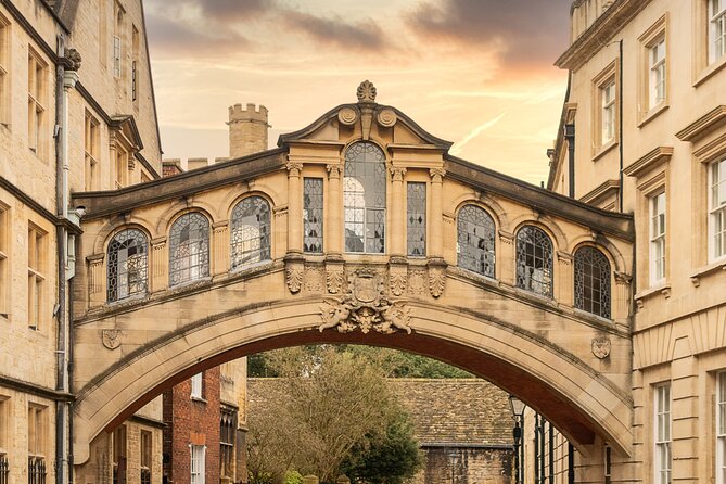 Oxford Walking Tour - Discover Its University and Traditions - Tips for an Enjoyable Visit