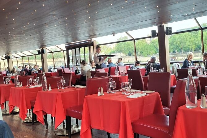 Paris Dinner Cruise - Bateaux Parisien Seine River - Common questions