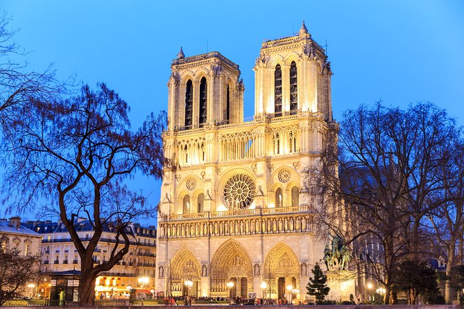 Paris Tour Including Louvre Museum Private Visit - Pickup and Languages Offered