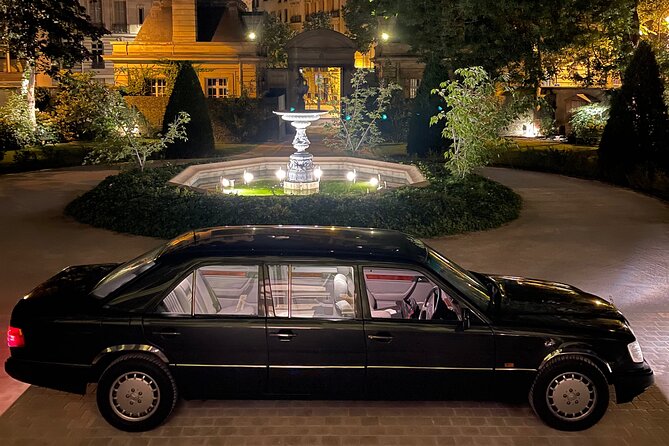 Paris Tour With Champagne in a Vintage Limo - Luxury Amenities on Board