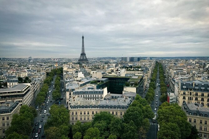 Paris With Photoshoot and Eiffel Summit With Hotel Pickup - Insider Tips for Your Photoshoot