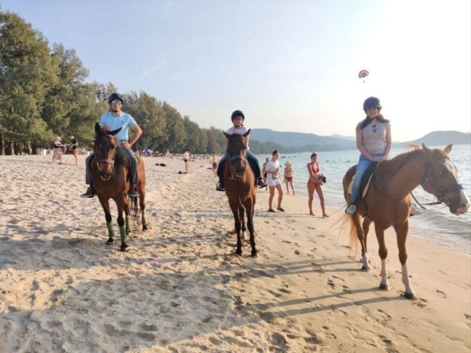 Phuket: Kamala Beach Horse Riding Activity - Customer Reviews