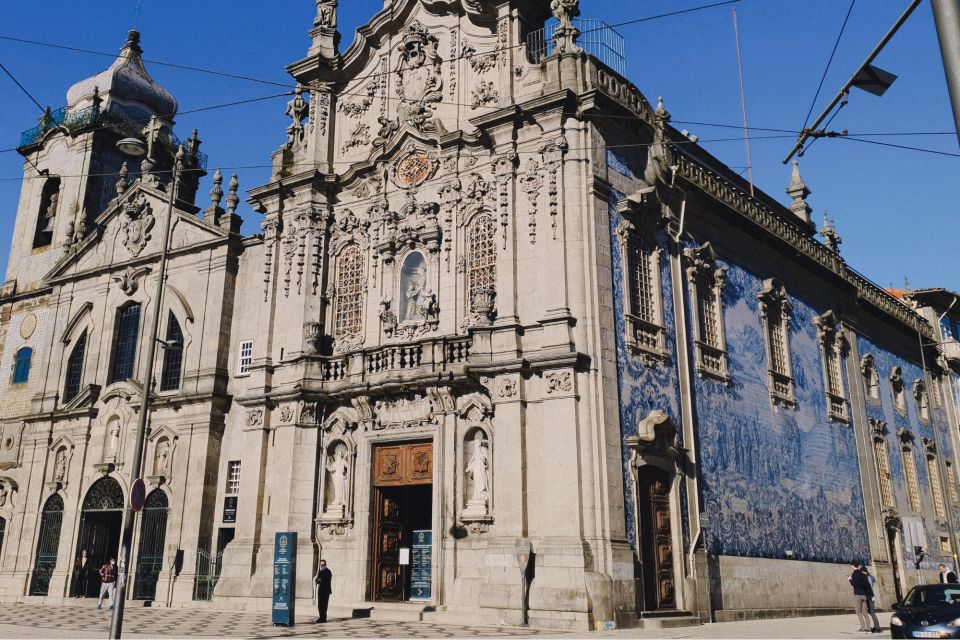 Porto: First Discovery Walk and Reading Walking Tour - Common questions