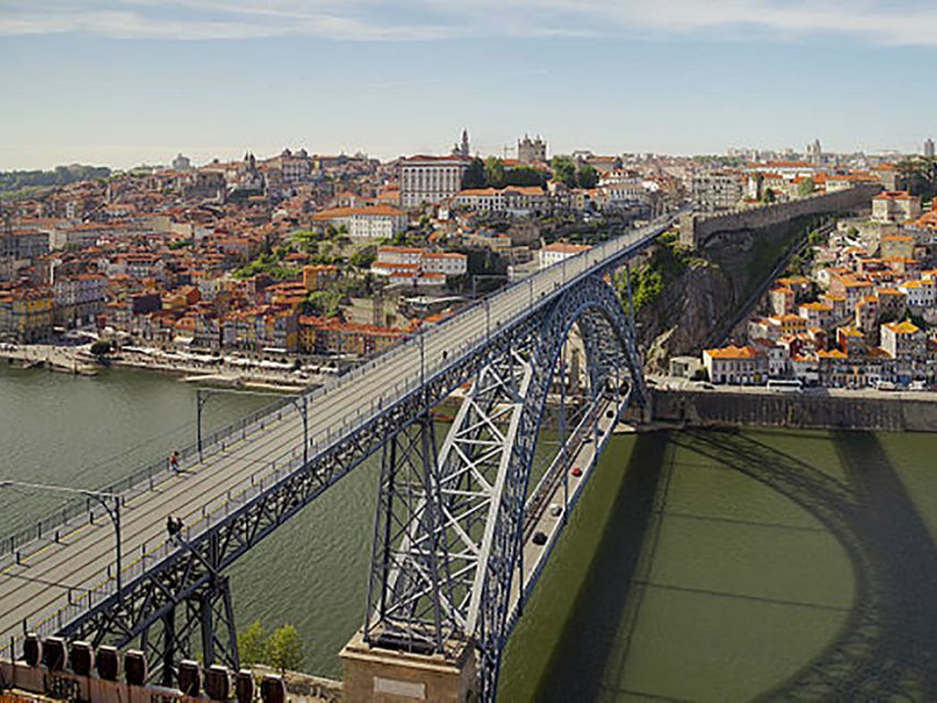 Porto: Historic E-Bike Tour With a Guide - Tour Inclusions