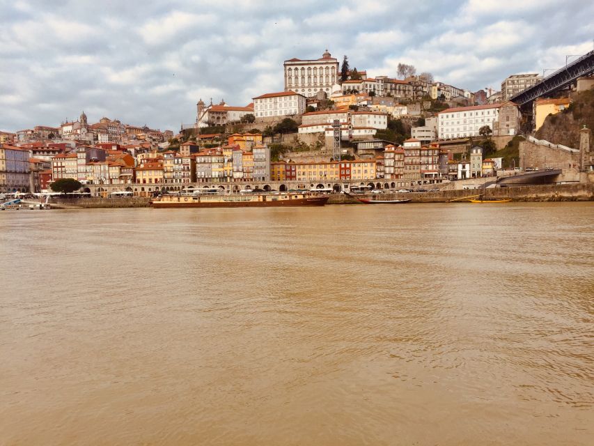 Porto: Private City Tour in Convertible Car With Transfers - Inclusions