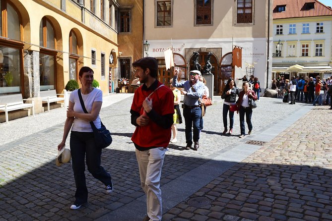 Prague Old Town and Jewish Quarter Walking Tour - Common questions