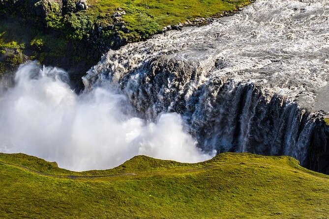 Premium Combo Day Tour Lake Myvatn and Dettifoss - Common questions