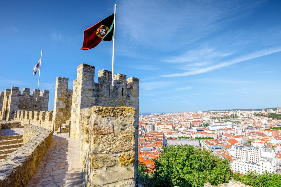 Private 2-Days Tour: Lisbon and Sintra With Airport Pick-Up. - Pickup Logistics