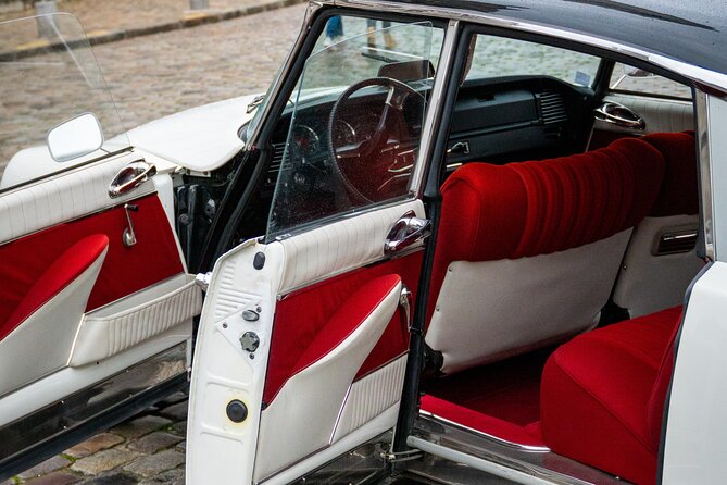 Private and Romantic Tour in a Citroën DS for 2 Hours in Paris - Additional Inclusions