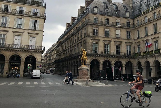 Private Auto Paris City Tour With Audio Guide - Last Words