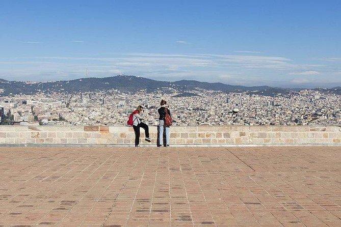 Private Barcelona Best Views: Old Town, Montjuic Castle&Magic Fountain Show Tour - Additional Information