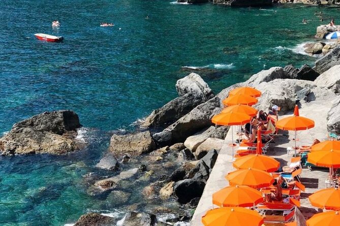 Private Boat Tour From Positano to the Amalfi Coast With Drinks - Common questions