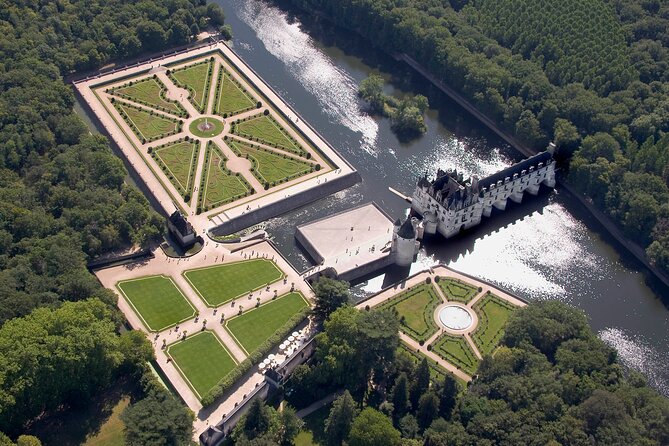 Private Chaumont and Chenonceau Castles Visit From Tours - Customer Support