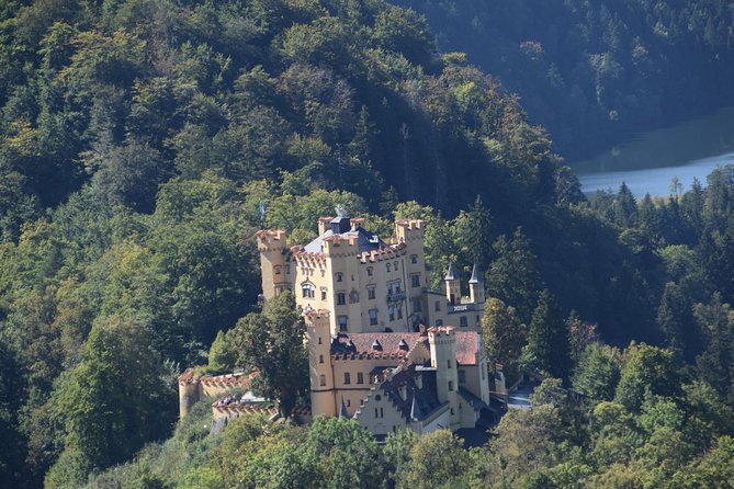 Private Guided Day Trip to Castle Neuschwanstein Incl. Carriage Horse Ride - Horse Carriage Ride