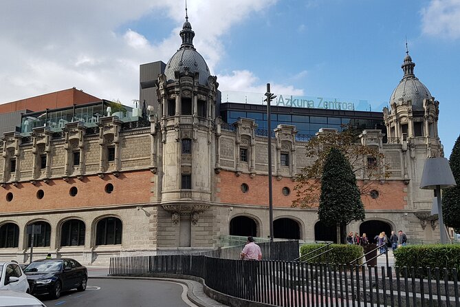 Private Guided Full-Day Walking Tour in Bilbao - Guide Information