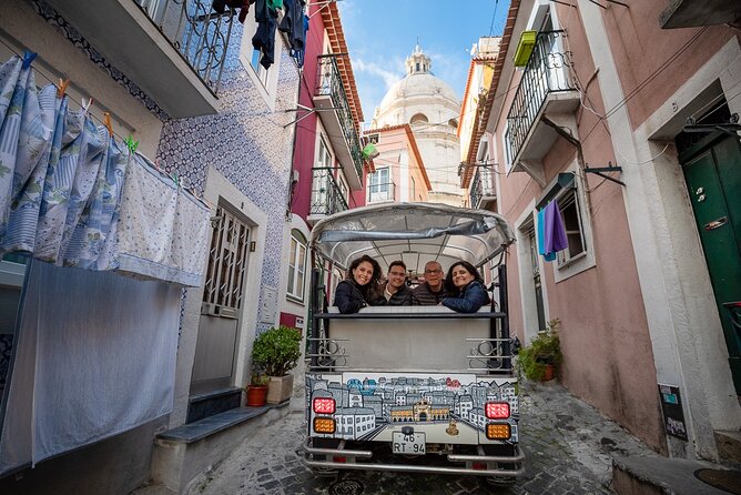 Private Half-Day Eco Tuk Tuk Tour in Lisbon - Customer Feedback and Experiences