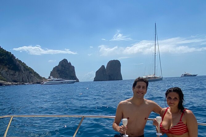 Private Tour of Capri & Positano by Boat - Common questions