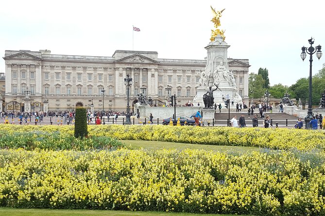 Private Tour of Westminster Abbey and Changing of the Guard - Historical Insights