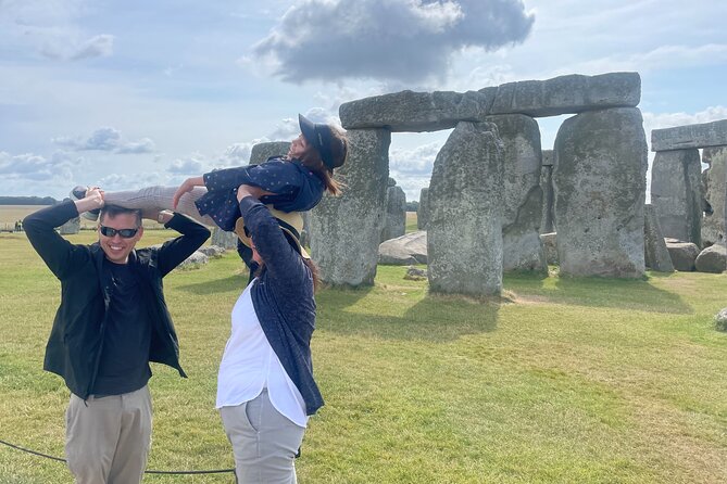 Private Tour to Stonehenge, Bath and The Cotswolds - Guide and Vehicle Quality