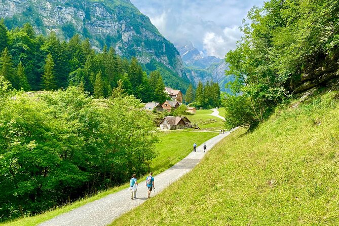 Private Tour to the Most Breathtaking Insider Spots in Switzerland (1 Day) - Guide Expertise and Reviews
