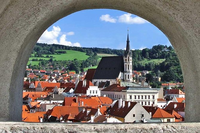 Private Transfer From Passau to Prague With Stopover in Cesky Krumlov - Common questions