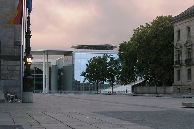 Reichstag Building and Berlin Government District Tour in English - Tips for Exploring Berlins Government Quarter