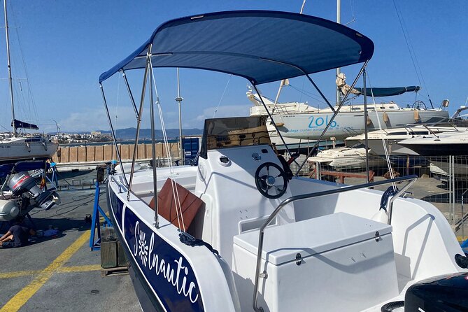 Rental of New Motor Catamaran Without License in Malaga - Common questions