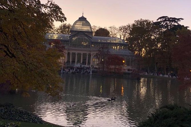 Retiro Park Bike Tour- Get Transported to the XVI Century - Lowest Price Guarantee