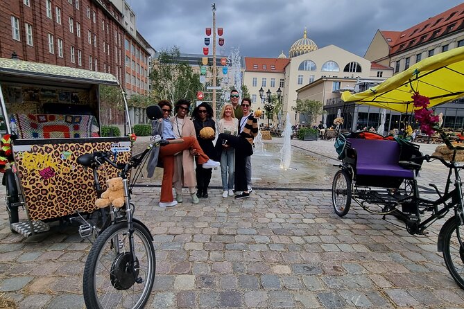 Romantic Berlin Rickshaw City and Photo Tour - Incl. Pick-Up - Common questions