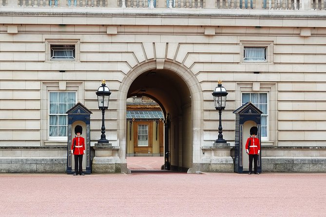 Royal London With Changing of the Guard Private Car Tour - Booking Process