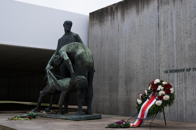 Sachsenhausen: Concentration Camp Memorial Private Tour - Benefits of Private Guided Tours