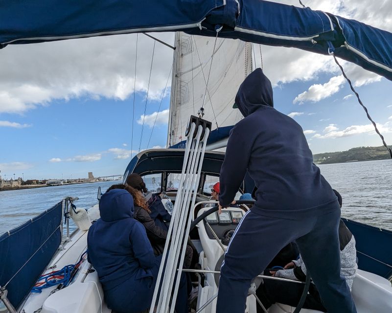 Sailing Initiation - 2 or 4 Hours - Lisbon - Booking Details