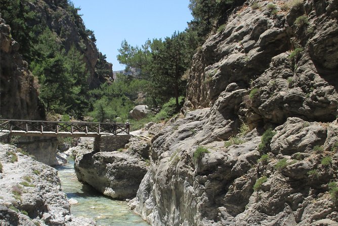 Samaria Gorge Trek: Full-Day Excursion From Heraklion - Tour Itinerary Highlights