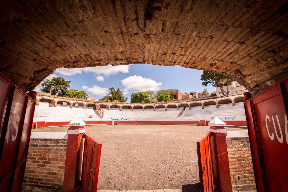 San Miguel: Landmarks and Lunch Walking Tour - Common questions