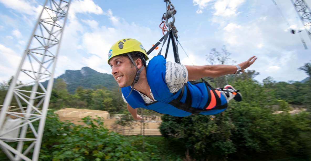 Santiago, Nuevo León: IBO Pendulum at Cola De Caballo - Common questions