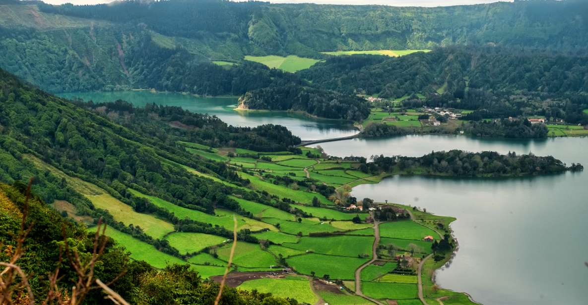 Sao Miguel: Jeep Tour to Sete Cidades & Lagoa Do Fogo - Meeting Point and Availability Check