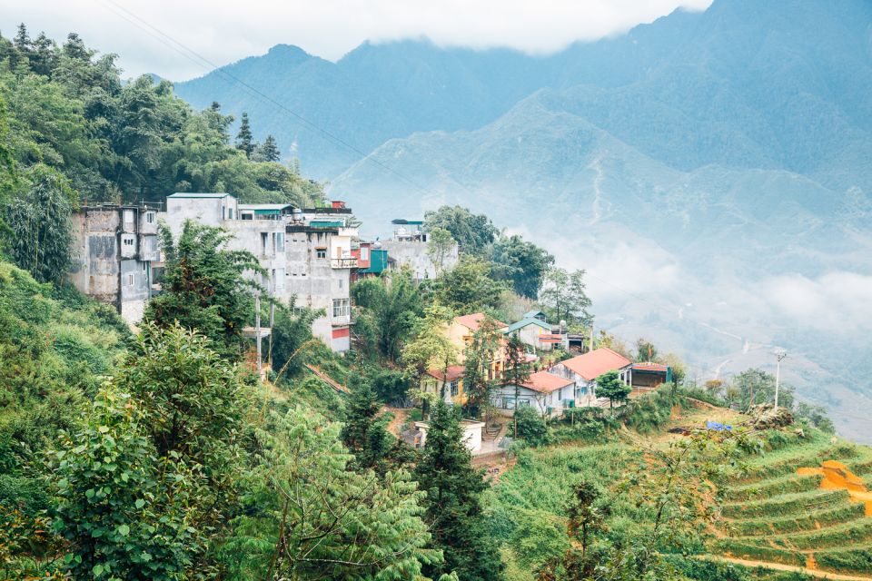 Sapa: 3-Day, 3-Night Trek and Hotel With Overnight Train - Transportation and Guide Information