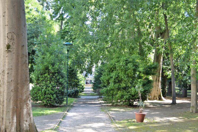 Secret Gardens of Venice Walking Tour - Private Gardens Exploration Experience