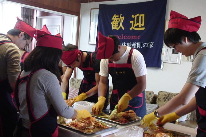Seoul Cultural Tour - Kimchi Making, Gyeongbok Palace With Hanbok - Visit to Amethyst or Ginseng Center