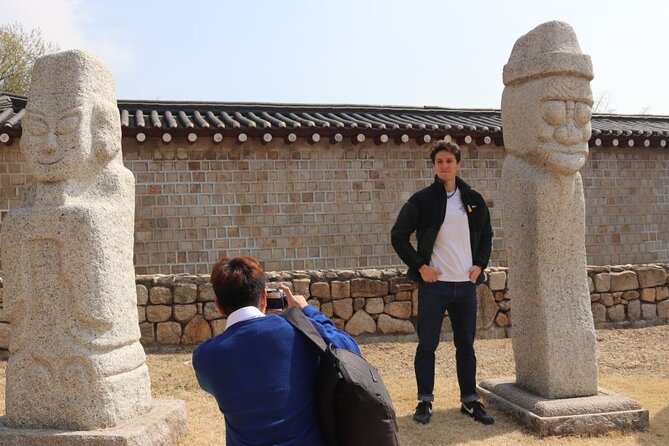 Seoul Highlights & Hidden Gems Tours by Locals: Private Custom - Tour Guide Experiences and Insights