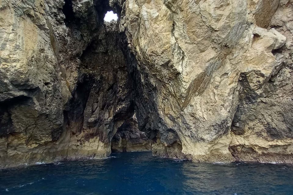 Sesimbra: Wild Beaches and Caves Boat Tour - Additional Information