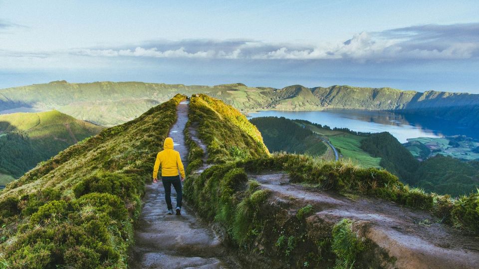 Sete Cidades & Lagoa Do Fogo: Full Day Tour With Lunch - Booking Information