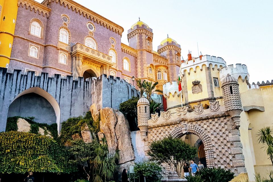 Sintra: Self-Guided Highlights Scavenger Hunt & Walking Tour - Starting Point and Logistics