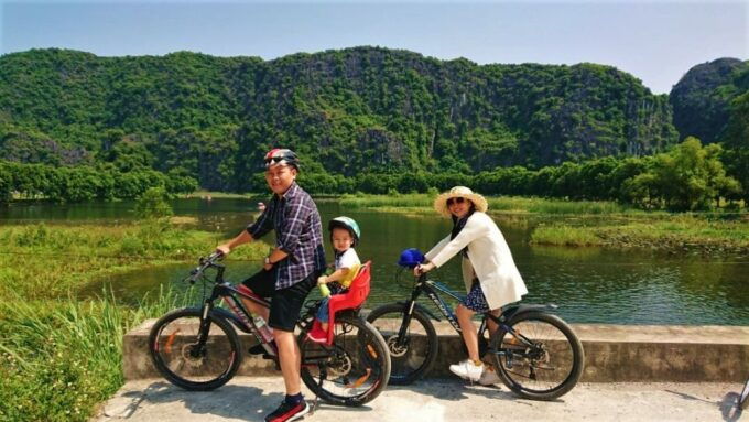 Small Group Tour From Hanoi: Mua Cave, Tam Coc, Bich Dong - Additional Information