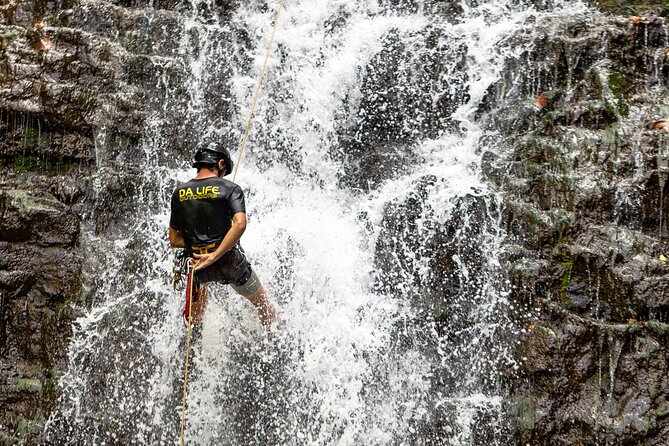 Small Group Waterfall Rappel in Lihue - Equipment Provided