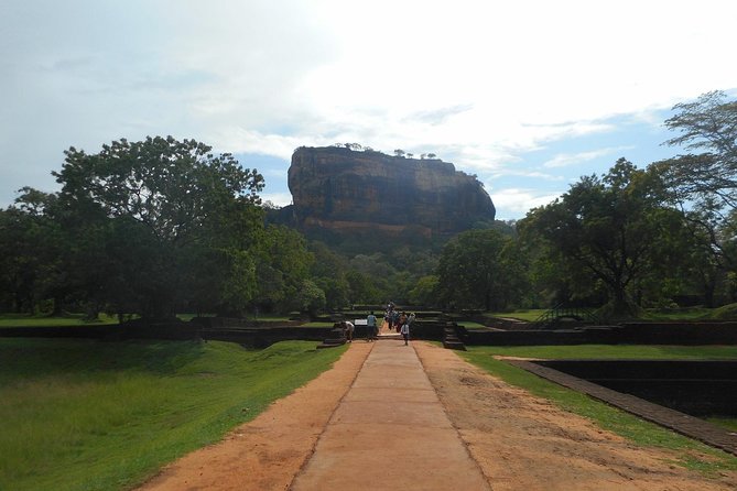 Sri Lanka Tour in 8 Days - Day 5: Coastal Adventures